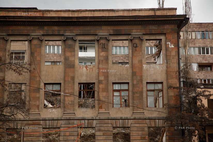 Территория Школы им. Г. Ачаряна, где  в настоящее время строится Академия ОДКБ