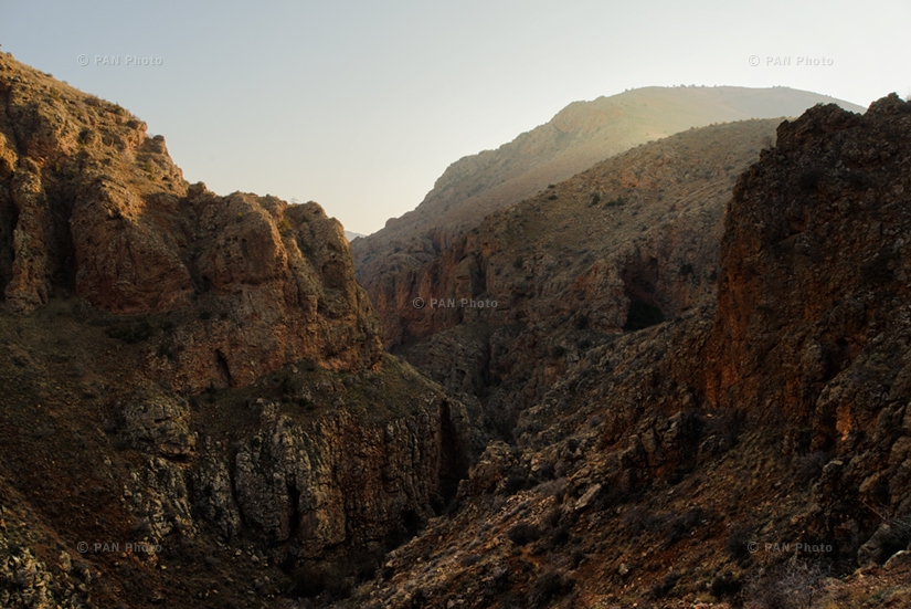Армянские пейзажи: Адское ущелье, Араратская область