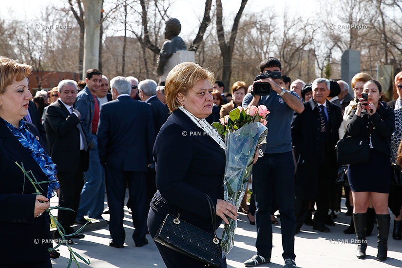 RA high ranking officials visit Komitas Pantheon, on the occasion of former PM Andranik Margaryan's 7th death anniversary 