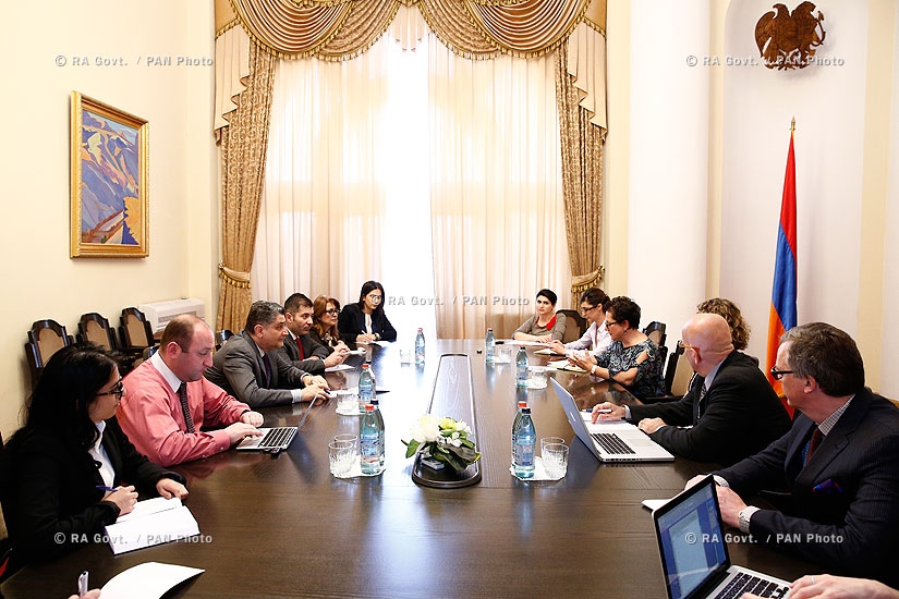 RA Govt.: Prime minister Tigran Sargsyan receives representatives of working group for the development of Armenia's branding strategies