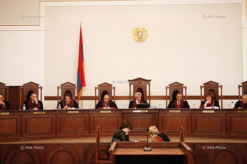 Конституционный суд провел заседание по новой пенсионной системе в Армении