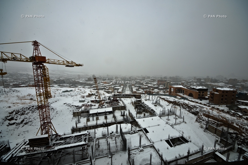 Снег в Ереване в конце марта