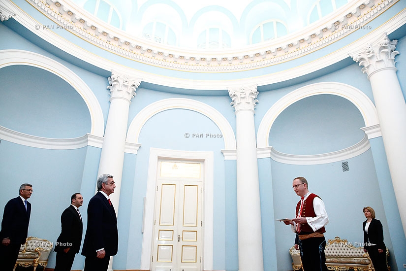 Новоназначенный посол Чехии в Армении Томаш Перницки вручил верительные грамоты президенту Армении Сержу Саркисяну