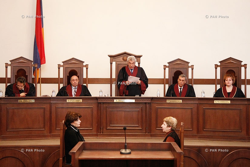 Конституционный суд провел заседание по новой пенсионной системе в Армении