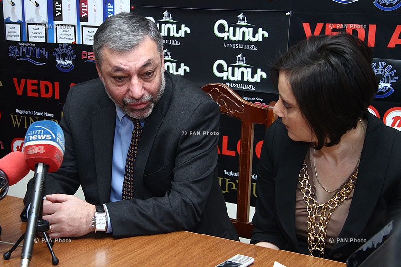Press conference of Alexander Aruzmanyan