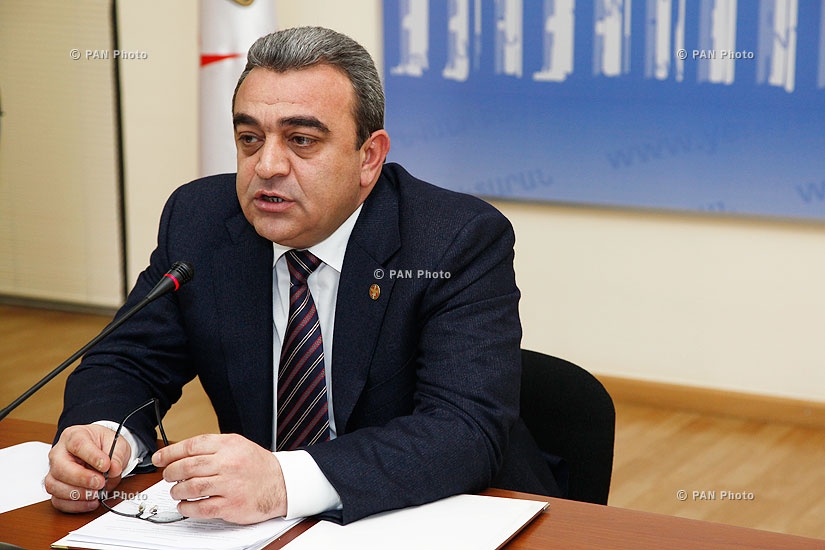 Пресс-конференция заместителя мэра Еревана Давида Оганяна