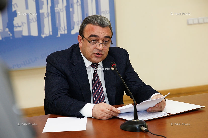 Пресс-конференция заместителя мэра Еревана Давида Оганяна