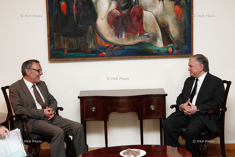Министр иностранных дел РА Эдвард Налбандян принял специального представителя действующего председателя ОБСЕ Анджело Гнадингера и возглавляемую им делегацию