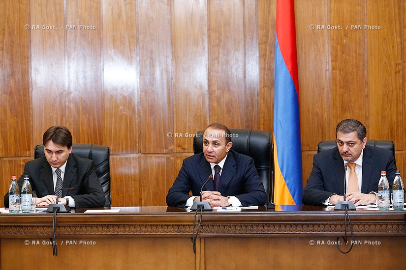 Правительство РА: Премьер Овик Абрамян принял представителей сферы информационных технологий