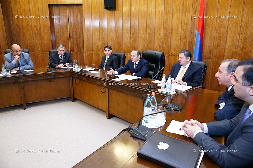 RA Govt.: Prime minsiter Hovik Abrahamyan receives representatives of information technology (IT) sector 