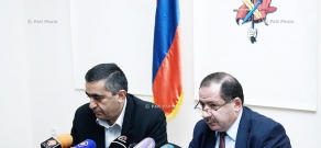Пресс-конференция членов Верховного органа АРФ «Дашнакцутюн» Армена Рустамяна и Агвана Варданяна