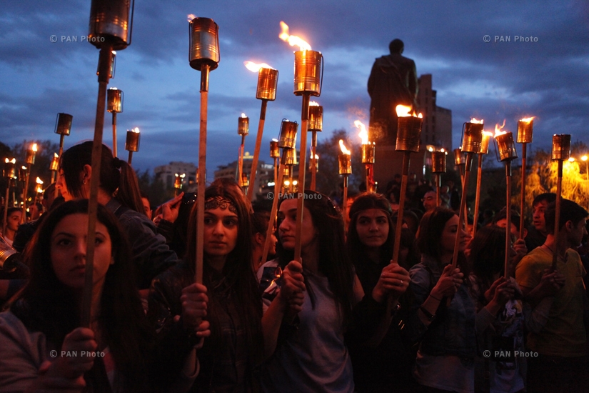 Традиционное факельное шествие, посвященное 99-летию Геноцида армян