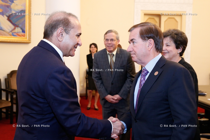 RA Govt.: Prime minister Hovik Abrahamyan receives U.S. Congressional delegation