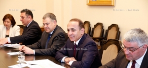 RA Govt.: Prime minister Hovik Abrahamyan receives U.S. Congressional delegation