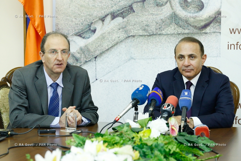 Правительство РА: Премьер-министр Овик Абрамян представил новоназначенного Министра градостроительства РА Нарека Саргсяна