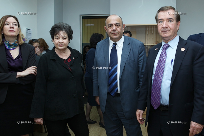 U.S. congressmen visit Armenian National Engineering Laboratory (ANEL)