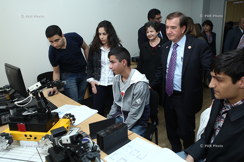 U.S. congressmen visit Armenian National Engineering Laboratory (ANEL)
