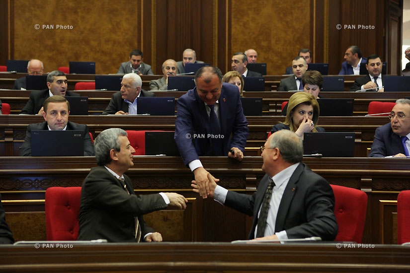 Началось тайное голосование по избранию спикера парламента Армении