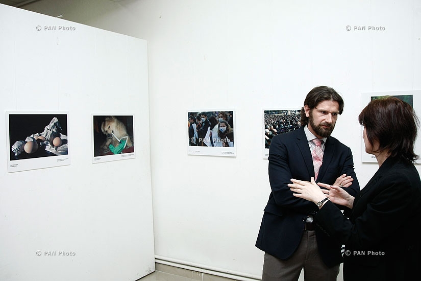 Opening of Fourth Photo Exhibition entitled Freedom of Press: the Right to Know
