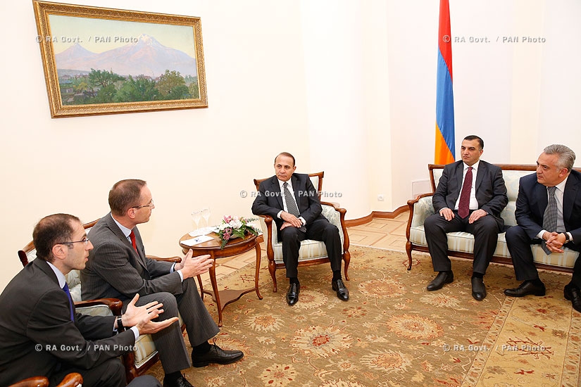 RA Govt.: PM Hovik Abrahamyan receives Amundi-ACBA Asset Management delegation