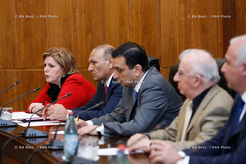 ՀՀ վարչապետ. Կոնստանտին Օրբելյանի մահվան կապակցությամբ ստեղծված թաղման կառավարական հանձնաժողովի նիստ