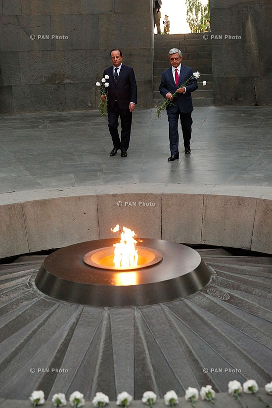 President of France François Hollande visits Tsitsernakaberd Memorial