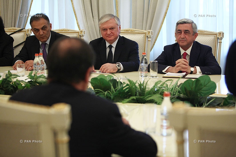 Joint press conference of Armenian and French Presidents and negotiations between delegations