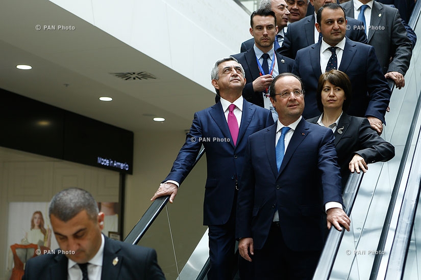 Президенты Армении и Франции посетили  стройплощадку гипермаркета французской компании «Карфур»