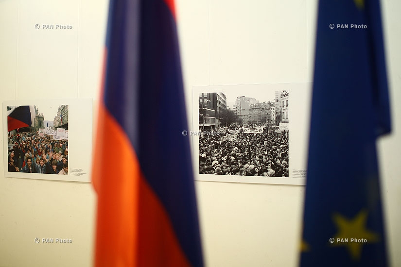 «Ազատության ուղիներ. ամեն ինչ սկսվեց Լեհաստանում» խորագրով  ֆոտո ցուցահանդես