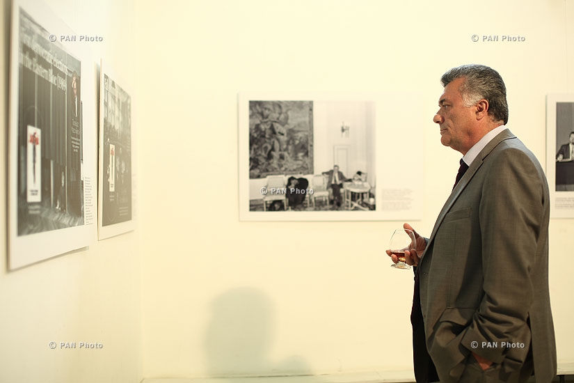 Photo exhibition entitled Roads to freedom: It all began in Poland