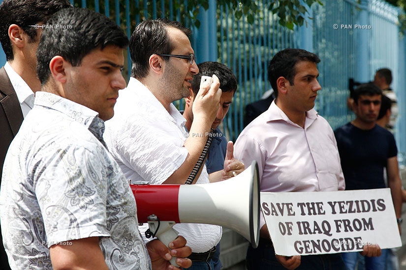 Yezidis of Armenia protest in front of  UN office in Armenia