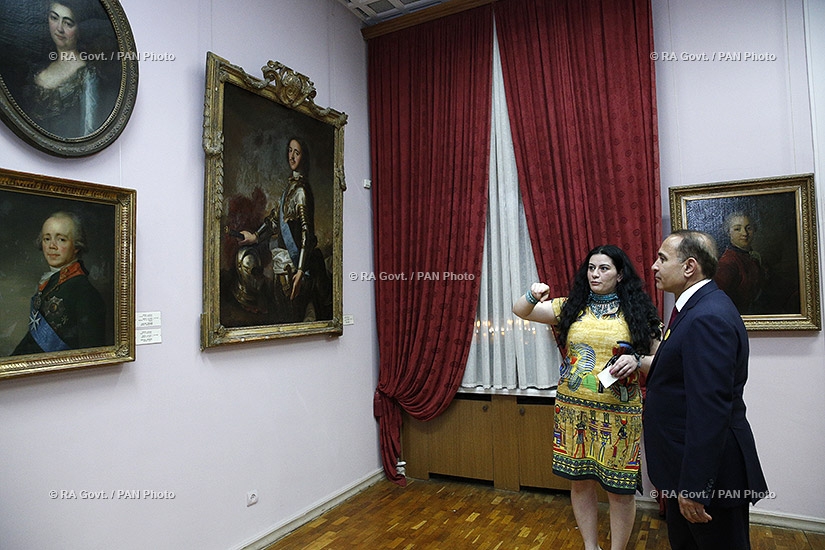 RA Govt.: PM Visits National Art Gallery in Frame of Museum Night