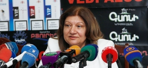 Пресс-конференция Нарине Ованисян, начальника управления общего образования Министерства образования и науки РА 