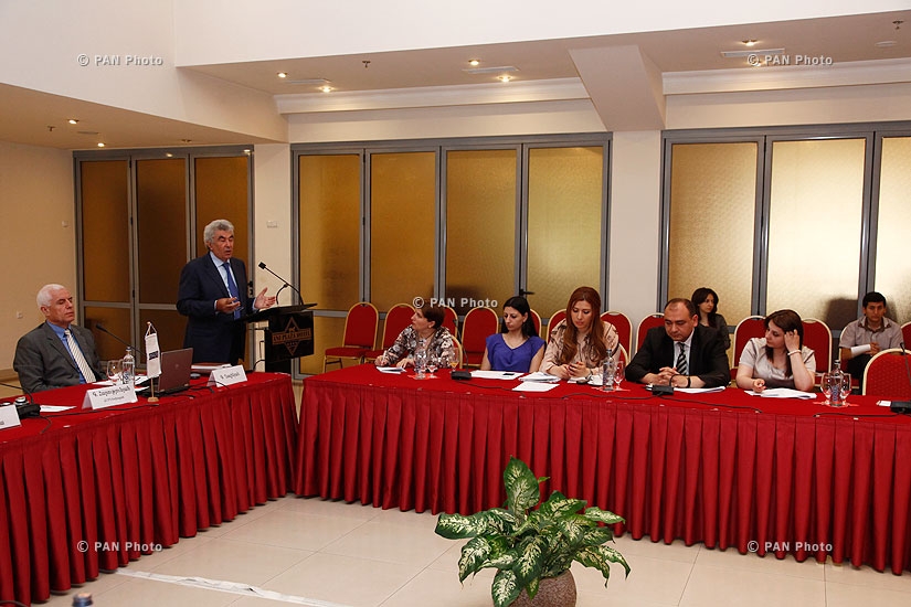 Обсуждение на тему «Предварительная концепция конституционных реформ в Армении»