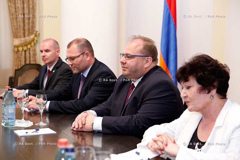 RA Govt.: PM Hovik Abrahamyan receives delegation, led by the Governor of Moravian-Silesian Region of Czech Republic Miroslav Novak