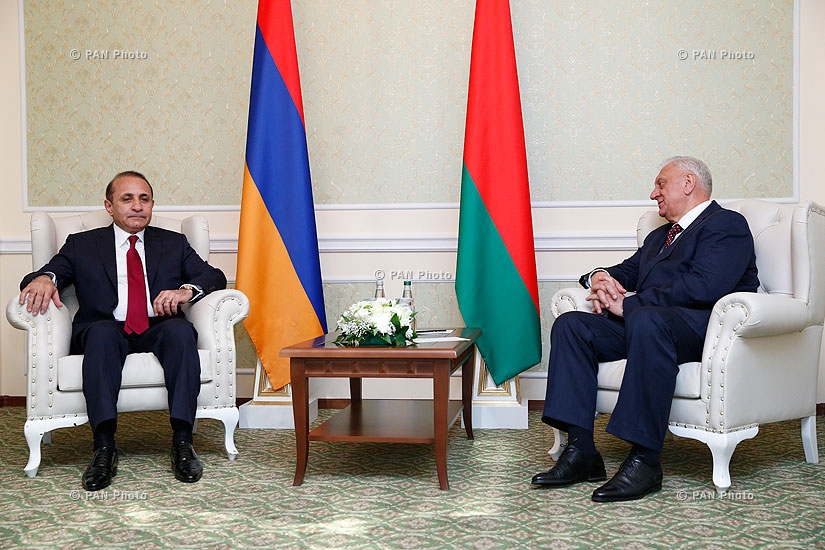 RA Govt.: PM Hovik Abrahamyan meets with Russian and Belarusian Prime Ministers Dmitry Medvedev and Mikhail Myasnikovich in Minsk