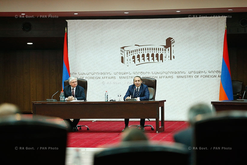 Правительство РА: Собрание центрального аппарата МИД и руководителей дипмиссий Армении
