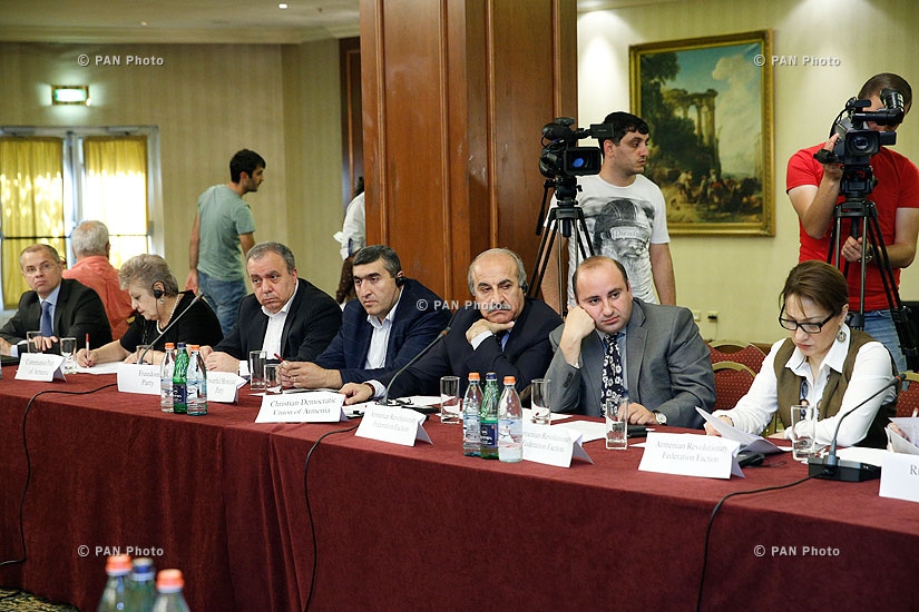 Рабочая встреча Профессиональной комиссии по конституционным реформам
