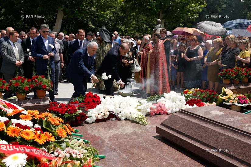 Երևանում հարգանքի տուրք են մատուցել Անդրանիկ Մարգարյանի հիշատակին