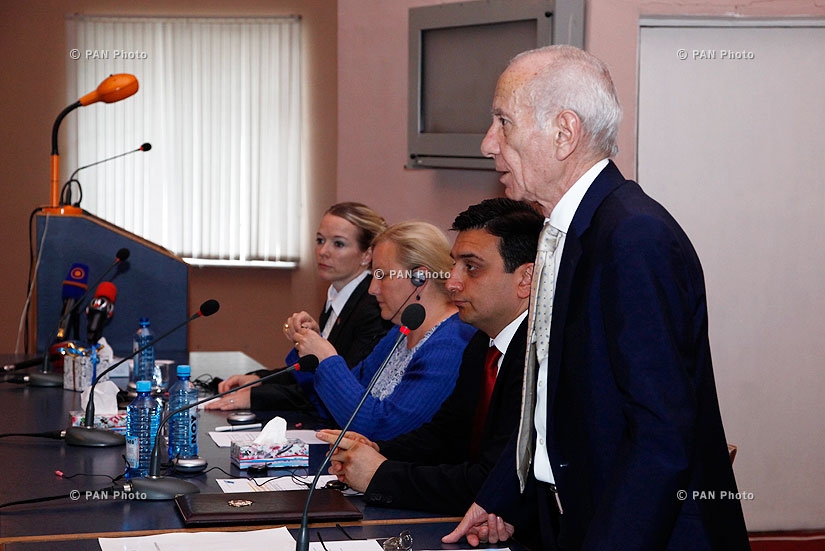 Առողջապահության նախարար Արմեն Մուրադյանի և Շվեդիայի առևտրի նախարար Էվա Բյորլինգի այցը Ուռուցքաբանության ազգային կենտրոն