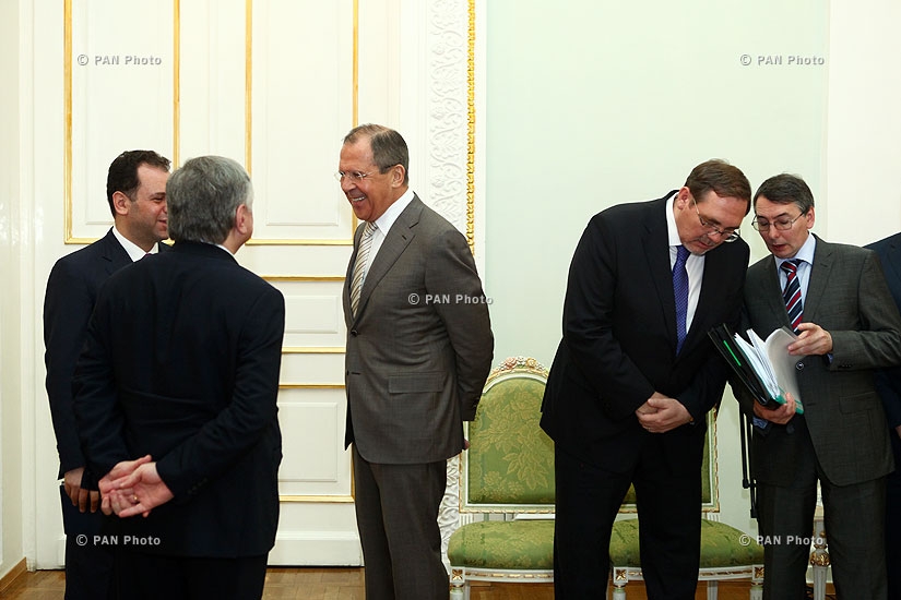 Президент Армении Серж Саркисян принял Министра иностранных дел России Сергея Лаврова