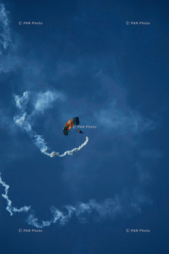 Russian Strizhi (The Swifts) air show