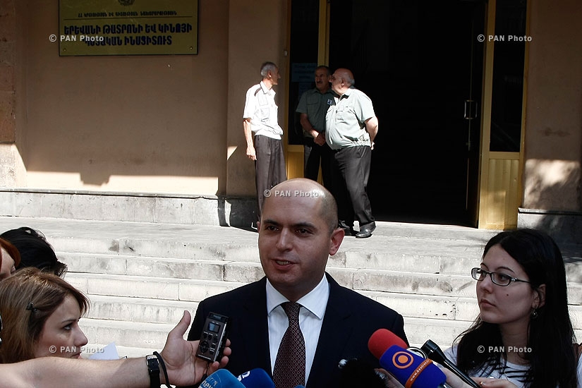 Министр науки и образования РА Армен Ашотян поцетил Ереванский государственный институт театра и кино