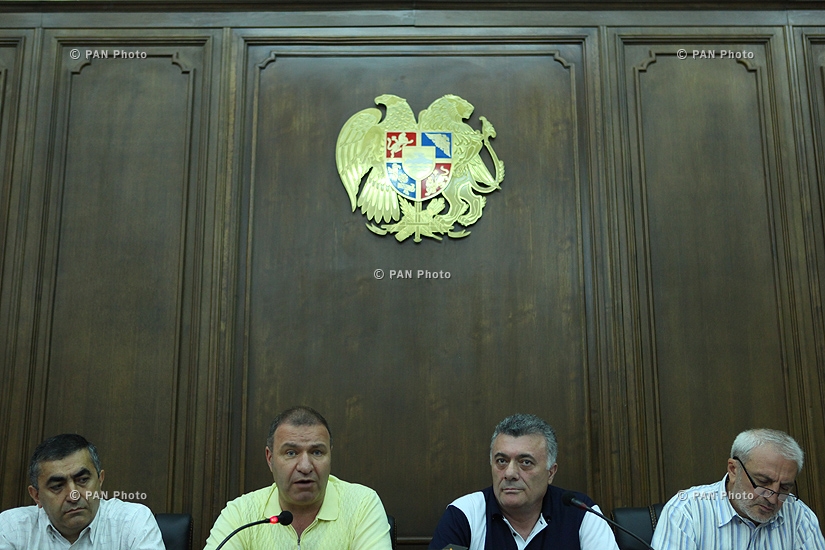 Press conference of representatives of PPA, ANC, ARFD and Heritage fractions