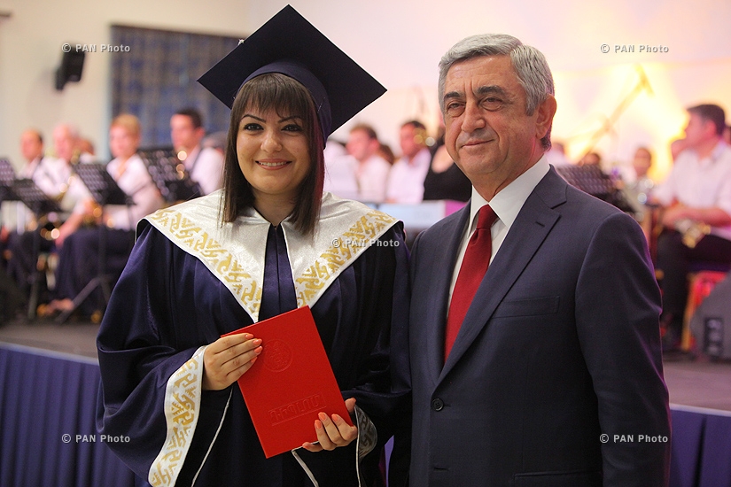 Armenian President Serzh Sargsyan hands diplomas to Pedagogical University graduates