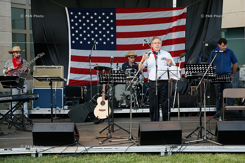 U.S. Embassy celebrates the 238th anniversary of the independence of the United States