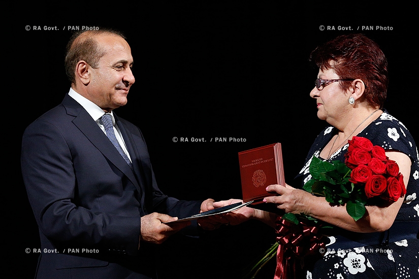 RA Govt.: Writers awarded Prime Minister’s commemorative medal