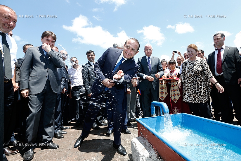 RA Govt.: PM Hovik Abrahamyan participates in the official opening of a new waterline in Arevshat village