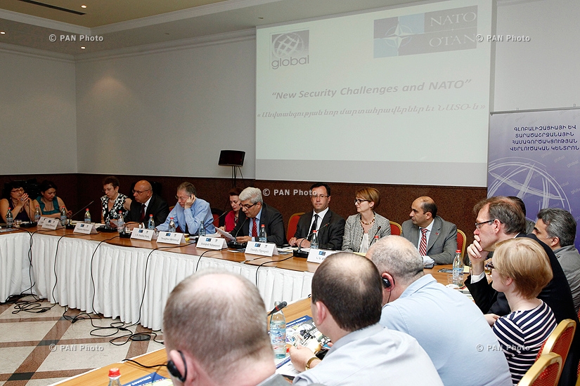 Международная конференция на тему «Новые вызовов безопасности и НАТО»