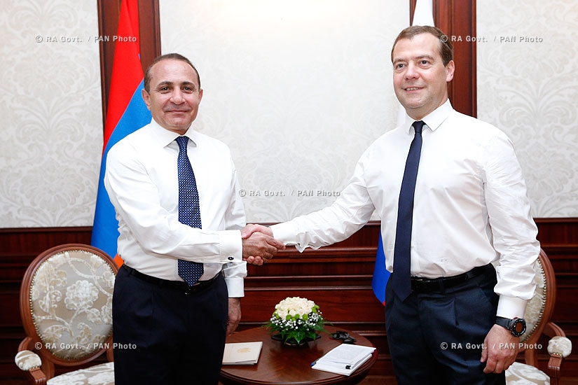 RA Govt.: Armenian PM Hovik Abrahamyan meets with Russian counterpart Dmitry Medvedev in Sochi